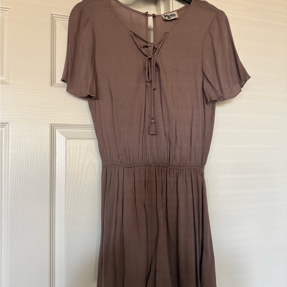 Show Me Your Mumu Women's Williamsburg Lace Up Front Romper Dune Tan Medium